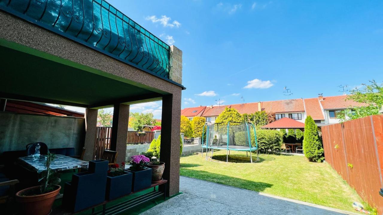 Ubytovani Lednice Bagian luar foto