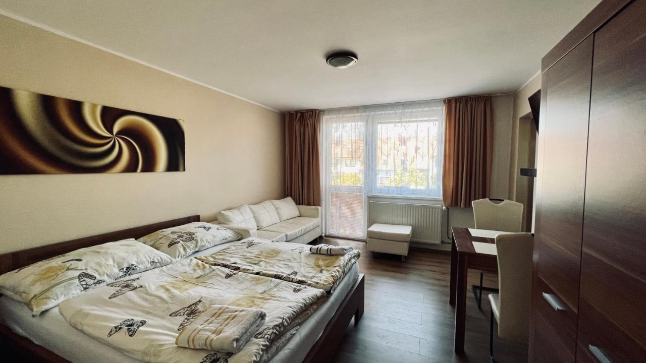 Ubytovani Lednice Bagian luar foto